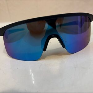Oakley Blue and Black Men's Sunglasses